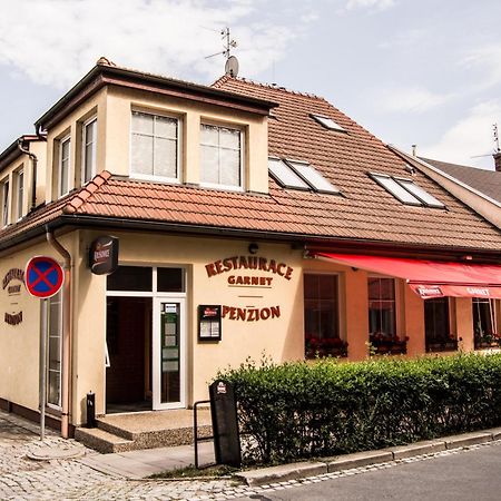 Restaurace A Penzion Garnet Olomouc Extérieur photo