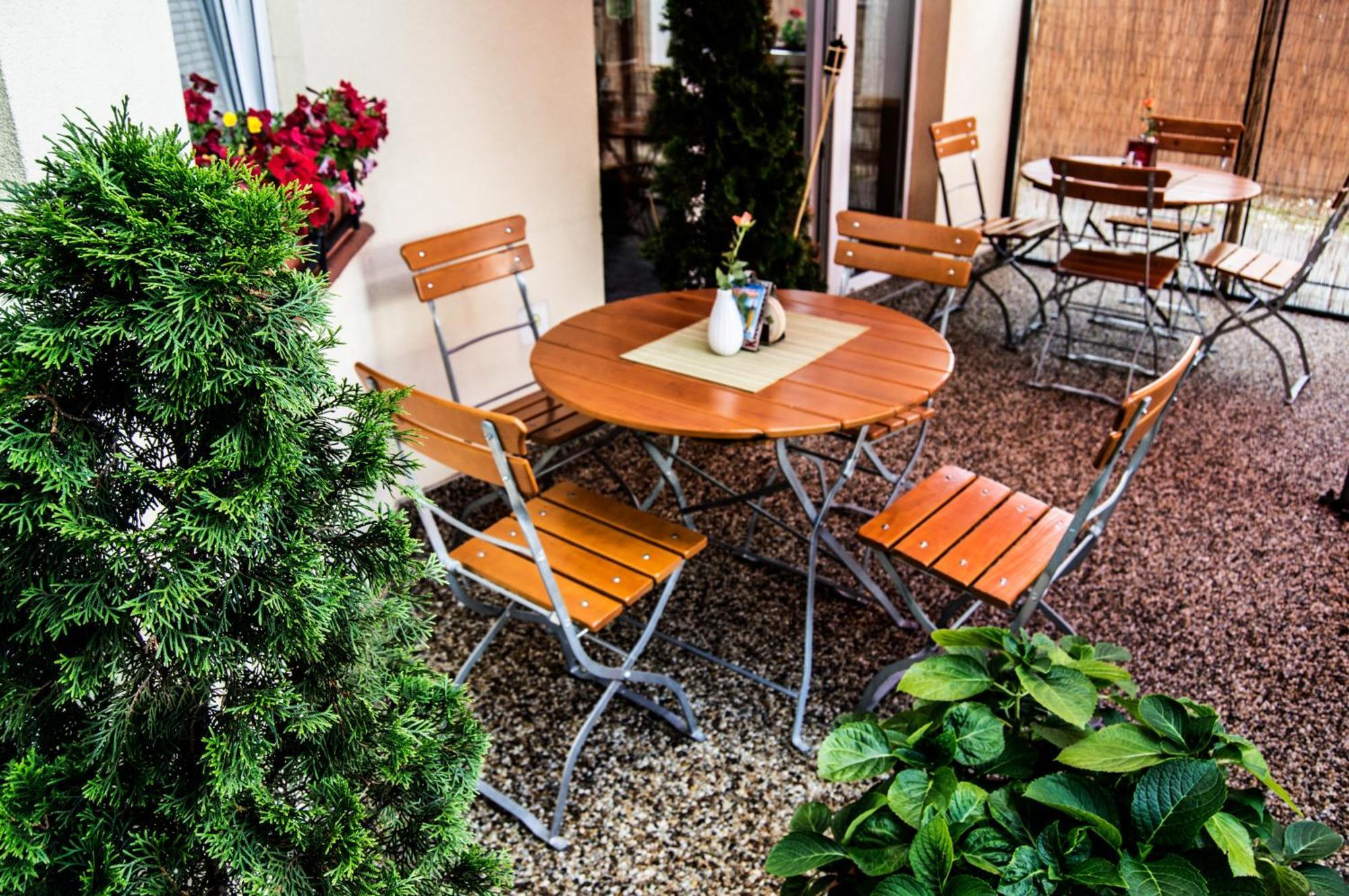 Restaurace A Penzion Garnet Olomouc Extérieur photo